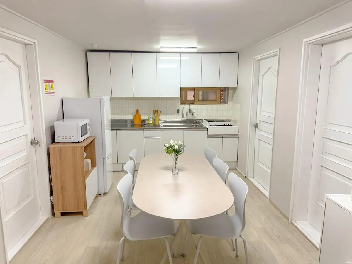 Fore Seongsu 3Rooms Seoul Apartment